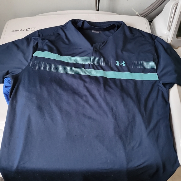 COPY - Under Armour polo t-shirt size XXL *nwt* - Picture 1 of 4